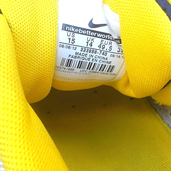 Nike Air Max 90 size 15 uofm michigan colors - Picture 6 of 6